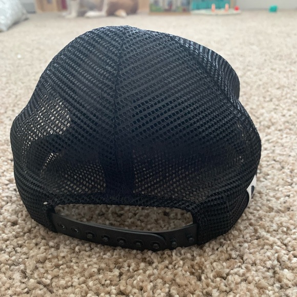 George Hats Camo Trucker with black mesh - Picture 2 of 3